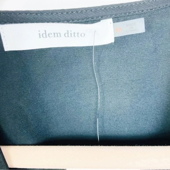 IDEM DITTO Black Puff Sleeve Knit Wrap Top Size Medium NWT - Picture 5 of 7